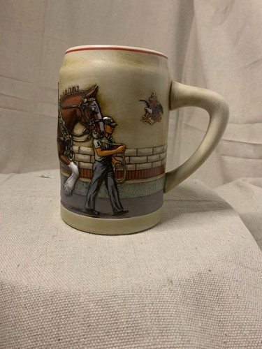 Picture 1 of 3