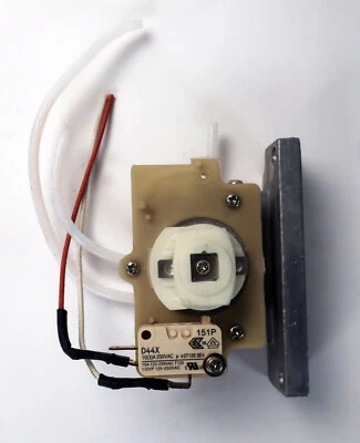 Cuisinart EM-100, EM-200 кофеварка эспрессо вспениватель модуль D44X ~ Бесплатная доставка - Изображение 1 из 3