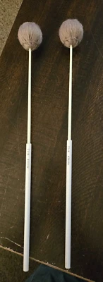 NUEVO Par de palos de percusión Musser M-12 campana fenólica de dos pasos/xilófono mazos Foto 1 de 4
