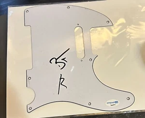 Brandon Flowers Ronnie Vannucci KILLERS Signed Autographed Guitar Pickguard - Picture 1 of 2
