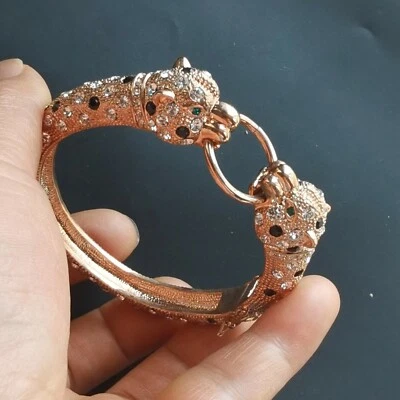 High Quality Leopard Rhinestones Plated Golden Band Bangle,Unisex Cuff Animal - Imagem 1 de 4