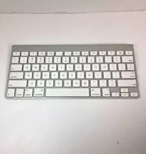 Teclado Inalámbrico Apple A1314 MC184LL/A Aluminio Probado y Funcionando. - Imagen 1 de 6
