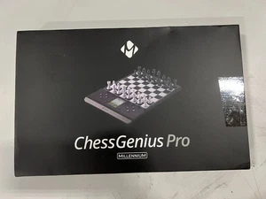 Computer per scacchi Millennium - Chess Genius PRO M815 - Foto 1 di 2
