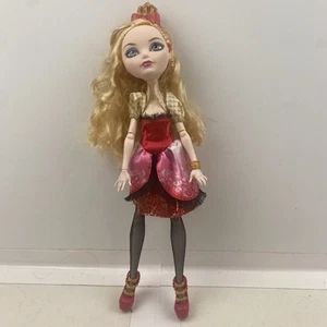 Ever After High First Chapter Wave Apple White Doll Mattel 2012 Earrings Crown - Picture 1 of 13