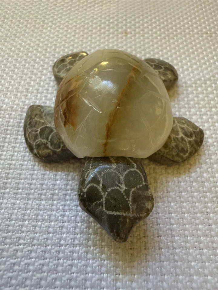 Ágata tortuga marina tallada a mano de colección 2 pulgadas de largo Islas Caimán Foto 1 de 4