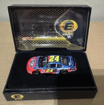 2002 Jeff Gordon Dupont 1:64 scale ELITE car - Image 1 of 3