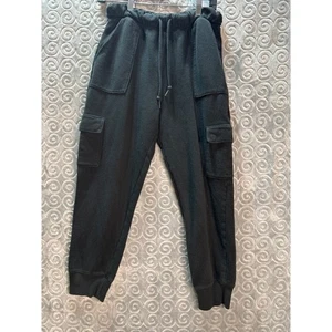 Pantalones deportivos cargo ROSA Victoria's Secret negros con cordón cintura talla mediana - Imagen 1 de 6