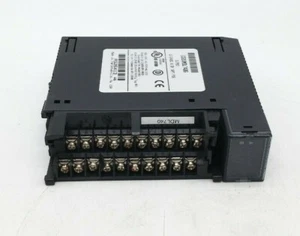 Modulo di uscita GE Fanuc IC693MDL740G - Foto 1 di 5