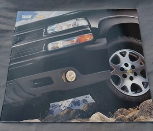 2004 Chevrolet Chevy Tahoe Trucks Brochure Booklet Buyer's Guide Specs Sales - Picture 1 of 3