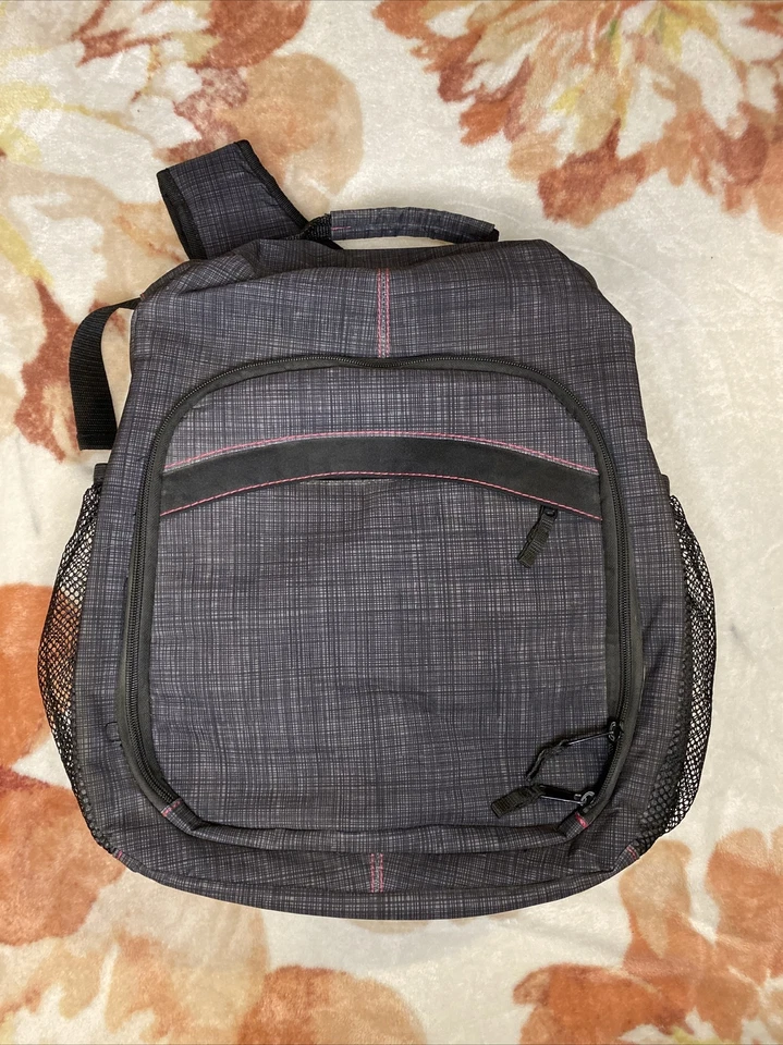 Mochila Pick Me Up Carbón Treinta y Uno Eslinga Pañales Cámara Laptop Bolsa Acolchada Foto 1 de 4