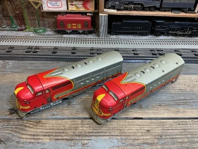 MARX Santa Fe F7 O Gauge Diesel Locomotive A-A set No. 21 Warbonnet  TESTED/RUNS - Image 1 of 4