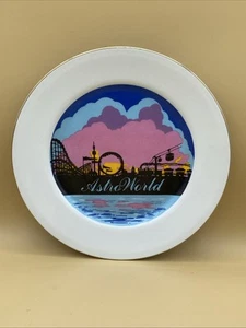 Astroworld Theme Park Houston Texas  10” Large Souvenir Plate RARE Design - Picture 1 of 4