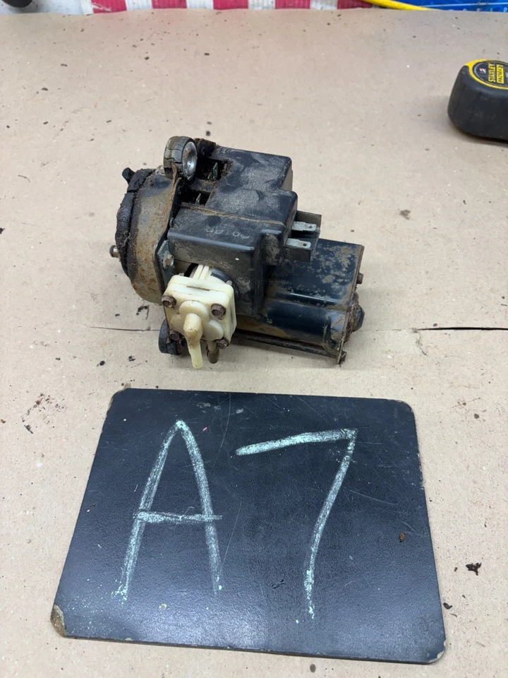 67 1970 1971 1972 Chevrolet GMC K10 C10 LIMPIAPARABRISAS MOTOR NÚCLEO SIN PROBAR 69 Foto 1 de 4