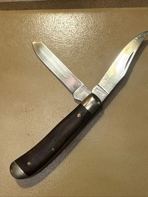 "Navaja de bolsillo Browning EE. UU.-2 cuchillas-trampa-hecha por Queen-con asas de madera-4 5/16""Lg" Foto 1 de 4