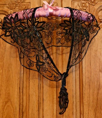 Mantón de hombro negro vintage bufanda malla con cuentas de vidrio aleta Cosmo Granny Foto 1 de 4