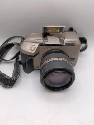 Minolta Vectis S-1 APS SLR Camera f5.6 22-80 mm Battery Tested - Image 1 of 4