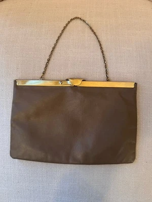 Bolso sin asas Etra vintage de cuero genuino con borde/cadena dorado topo Foto 1 de 4