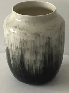 Lenox Pinselstriche Bouquet schwarz/grau & Perle abstraktes Design Porzellan Vase - Bild 1 von 7