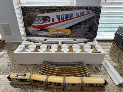 Accesorios Monorriel Parques Walt Disney World Colección Parque Temático Rayas Negras Foto 1 de 3