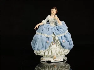 Beautiful Antique Dresden porcelain Figurine made in Germany - Picture 1 of 7
