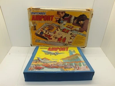 LESNEY MATCHBOX USA 1973 AIRPORT CARRY CASE & BOX PLAYSET EXCELLENT BOXED (L792) - Image 1 of 4