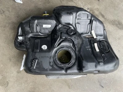 Cadillac XTS 2013-2019 tracción delantera tanque de combustible depósito OEM Foto 1 de 4