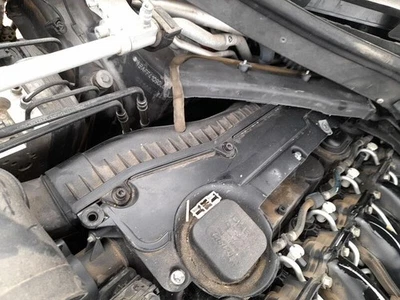 13717793203 5117066 halterung luftfilter für BMW X5 (E70) 3.0 D 2006 Foto 1 de 3