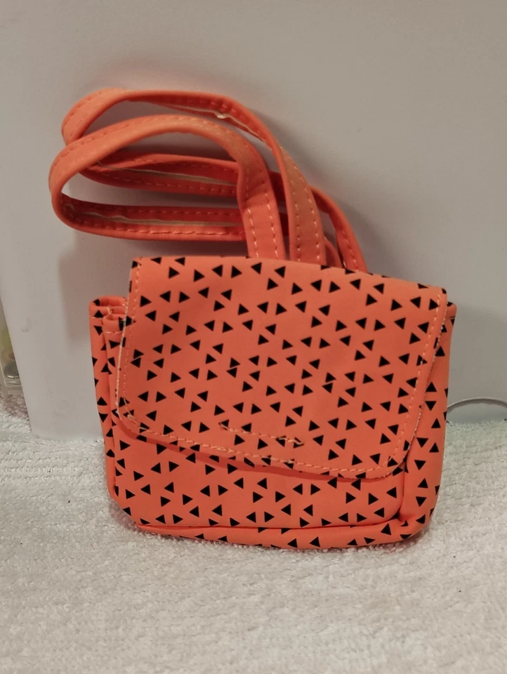 Bolsa de libro de repuesto para atuendo escolar Our Generation Class Act Foto 1 de 1