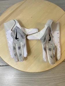 Nike Youth Vapor Jet Football Gloves White Black Youth Size M - Picture 1 of 3