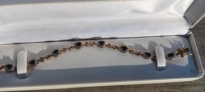 Brazalete Tenis Infinito Chapado en Oro Blanco 14k Zafiro Simulado Corte Ovalado 8 Ct Foto 1 de 4