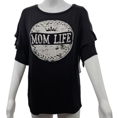 Camiseta Timing Mom Life Graphic manga curta babado preta feminina média - Imagem 1 de 4