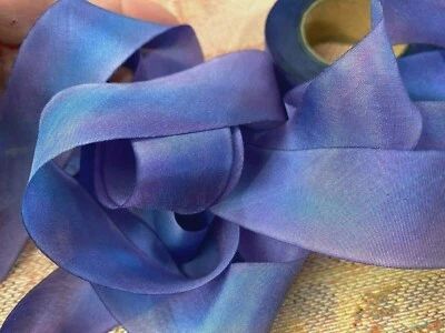 Cinta de seda sesgo 1' teñida a mano 1yd EE. UU. periwinkle iris Foto 1 de 4
