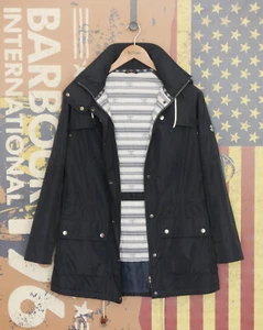 £229 Womens Barbour Hermit navy waterproof hooded rain jacket UK 10 US 6 EU 36 - Picture 1 of 7