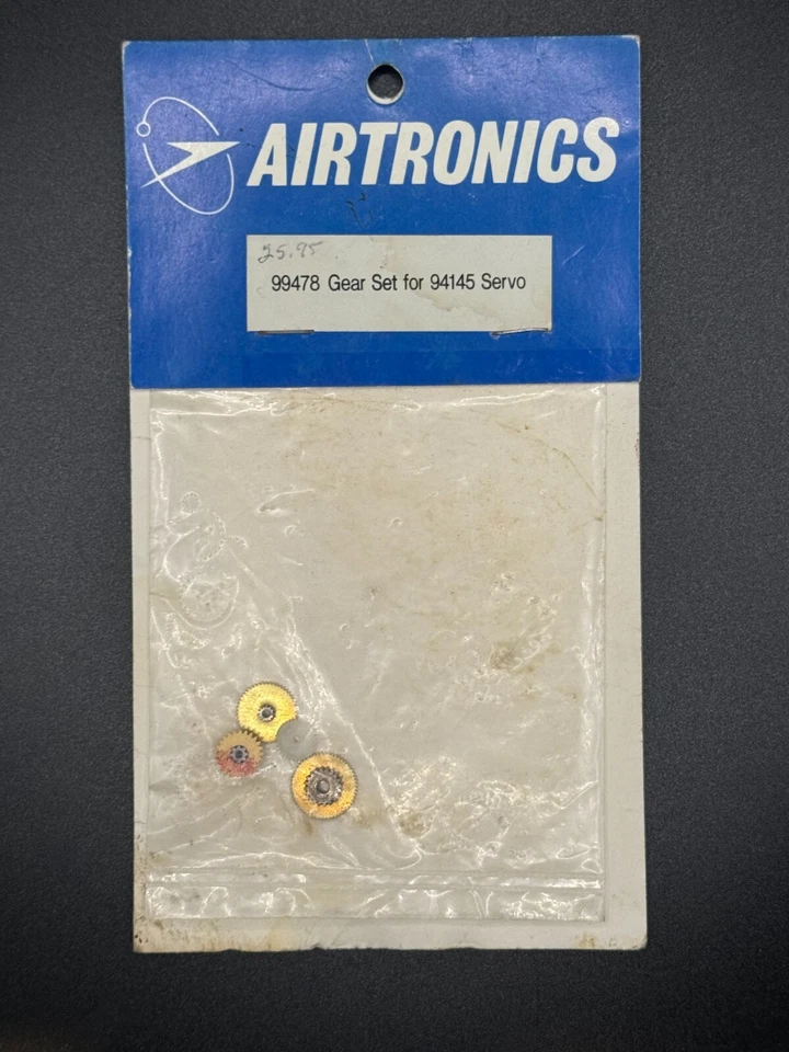 Airtronics 99478 Vintage Metal Gear Set for 94145 Servo - Image 1 of 1