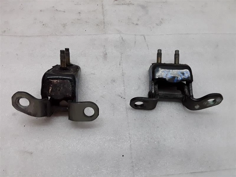 R/R Right Rear Door Hinges Upper Lower Black 2005 ACURA TL W2-10P - Изображение 1 из 4