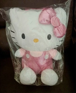NWT HELLO KITTY PLUSH BACKPACK - Picture 1 of 2