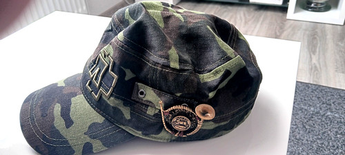 Bild 1 von 3