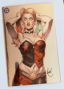 Harley Quinn #51 Cedric Poulat Virgin FOIL Variante C LTD 1000 Alto Grado - Imagen 1 de 2