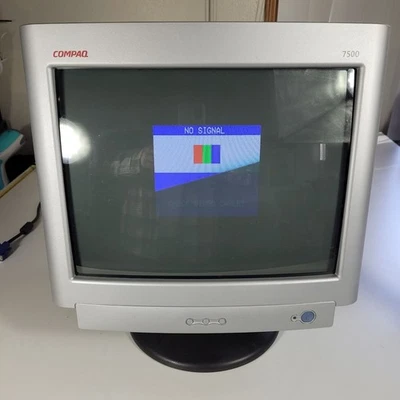 Compaq 7500 16" CRT VGA CV7500 Monitor de Computadora Retro Gaming Color Tubo Pantalla Foto 1 de 4