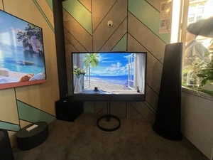 Bang & Olufsen BeoVision Horizon 48" - Smart TV 4K, Soporte Giratorio y BeoRemoto - Imagen 1 de 9