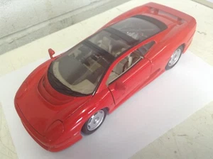 JAGUAR XJ220 1:18 Scale Diecast Vehicle MAISTO Red - Picture 1 of 5