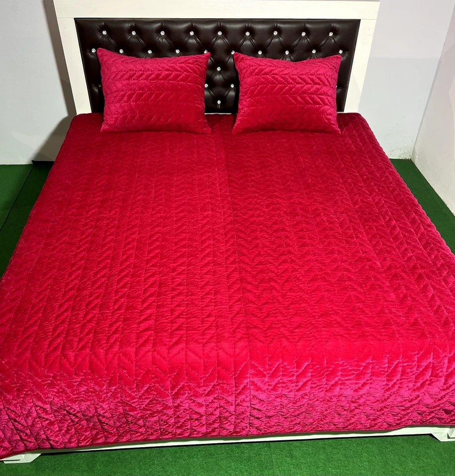Fuchsia velvet Quilt King Size comforter ideal for winter Warm Quilt Set Bedding - Image 1 of 4