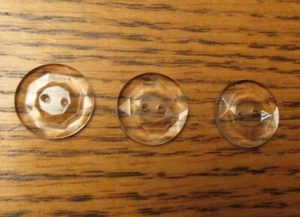Vintage! 4 Cut Plastic Buttons - 3/4 inch diameter - Picture 1 of 4