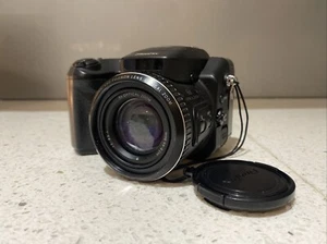 FUJIFILM FinePix S602 Zoom 3.1MP 6x Optical Zoom Digital Camera (Black) - Picture 1 of 8