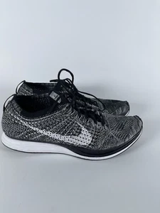 NIKE Flyknit Racer Oreo 2.0 Running Shoes Size 9 526628-012 - Picture 1 of 11