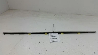 Mazda 2009 6 puertas ventana de vidrio tira climática moldura pasajero trasero derecho Foto 1 de 4