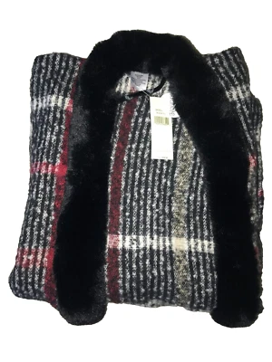 NWT HOLIDAY FAUX FUR PONCHO COLLAR WRAP BLACK/RED KNIT CAPE WRAP OVERSIZE - Image 1 of 4