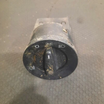 2005 Volkswagen Golf farol e interruptor de farol de neblina traseiro 1C0941531 #9 - Imagem 1 de 3