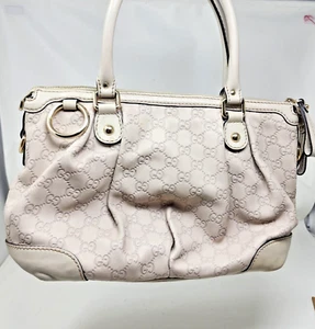Bolso de Mano Gucci GG Patrón Guccissima Sukey Cuero Marfil - Imagen 1 de 15