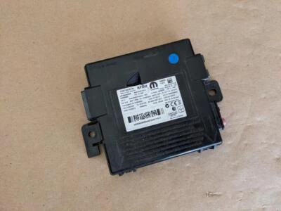 Módulo de presión de neumáticos OEM 2015-2017 Jeep Renegade TPMS 52065389/A2C90482308 Foto 1 de 4